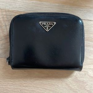 Prada wallet black